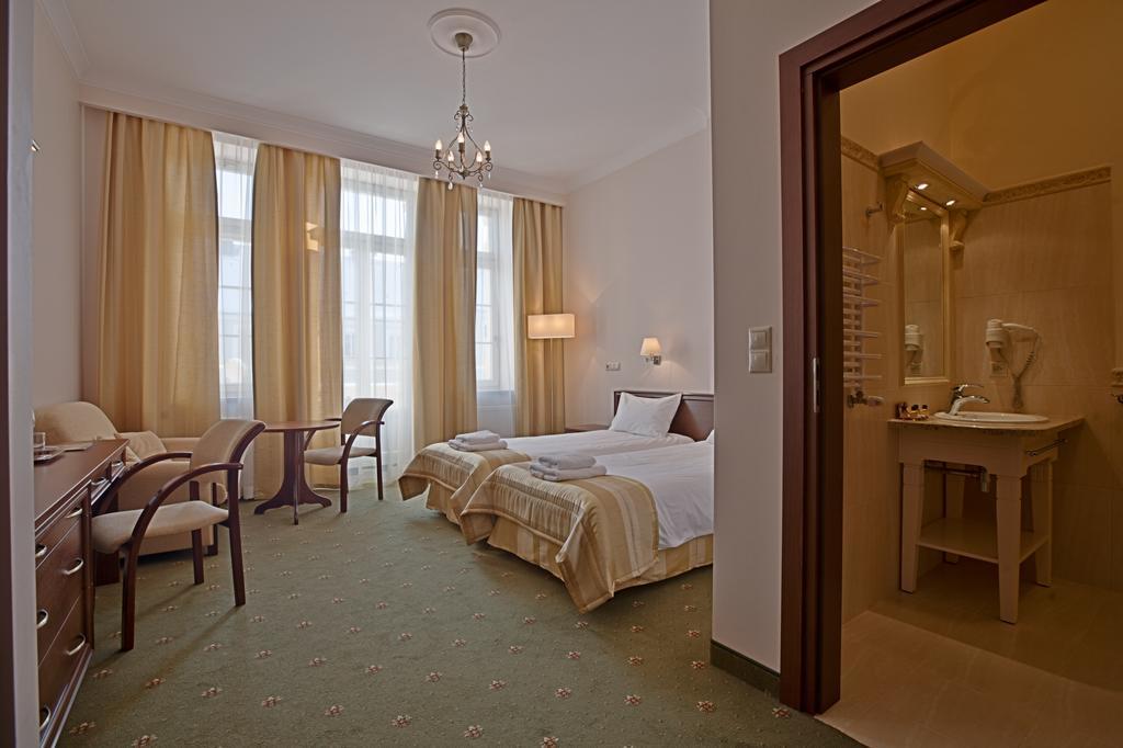 Hotel Masovia Giżycko Pokoj fotografie