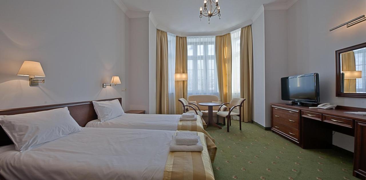 Hotel Masovia Giżycko Exteriér fotografie